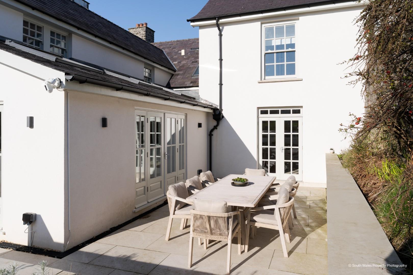 Heath House, 54 Eastgate, Cowbridge, Vale Of Glamorgan, CF71 7AB